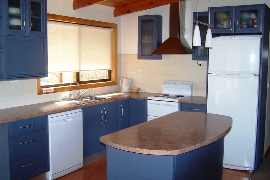 Freycinet holiday accommodation kitchen
