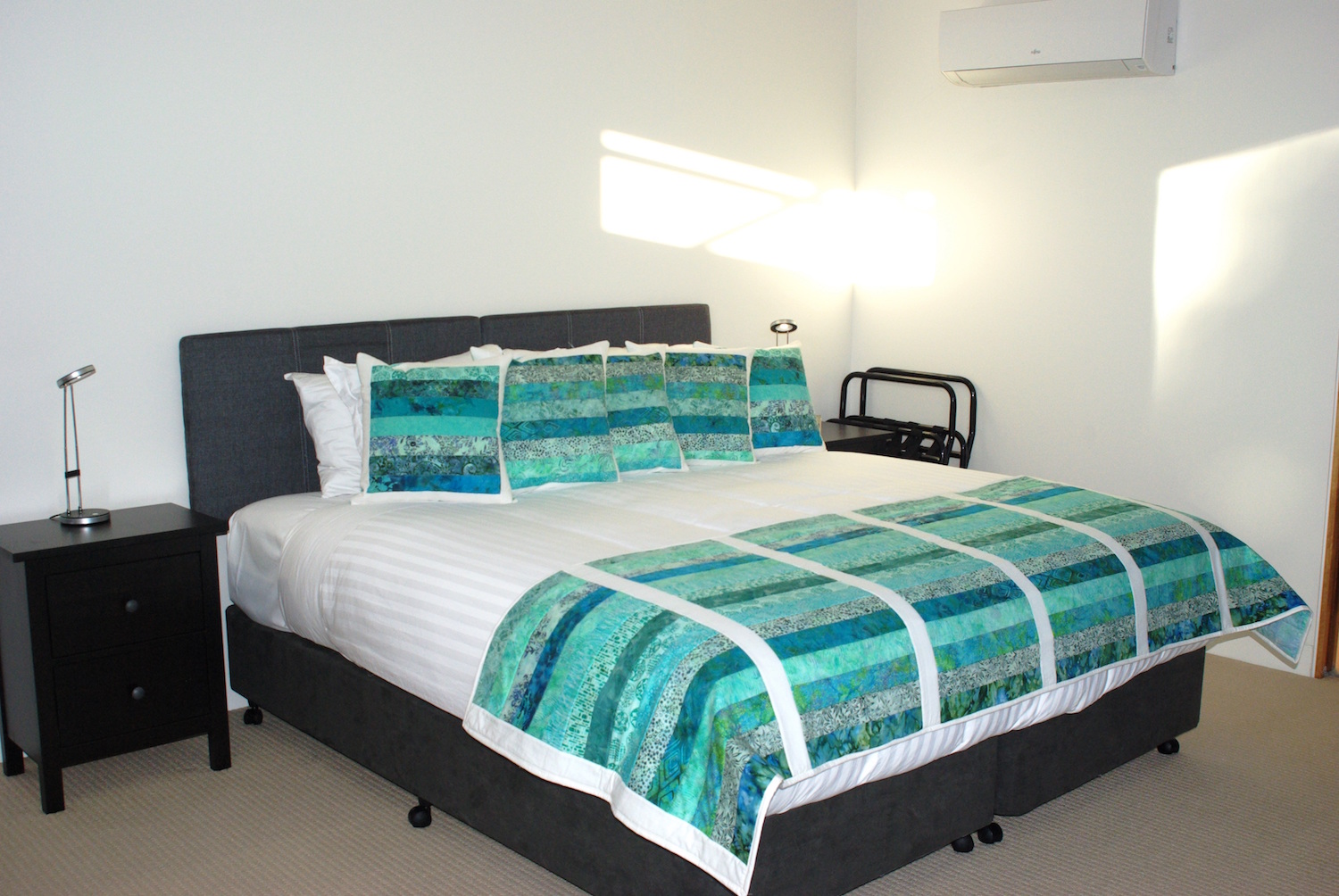 malting lagoon guest house coles bay accommodation