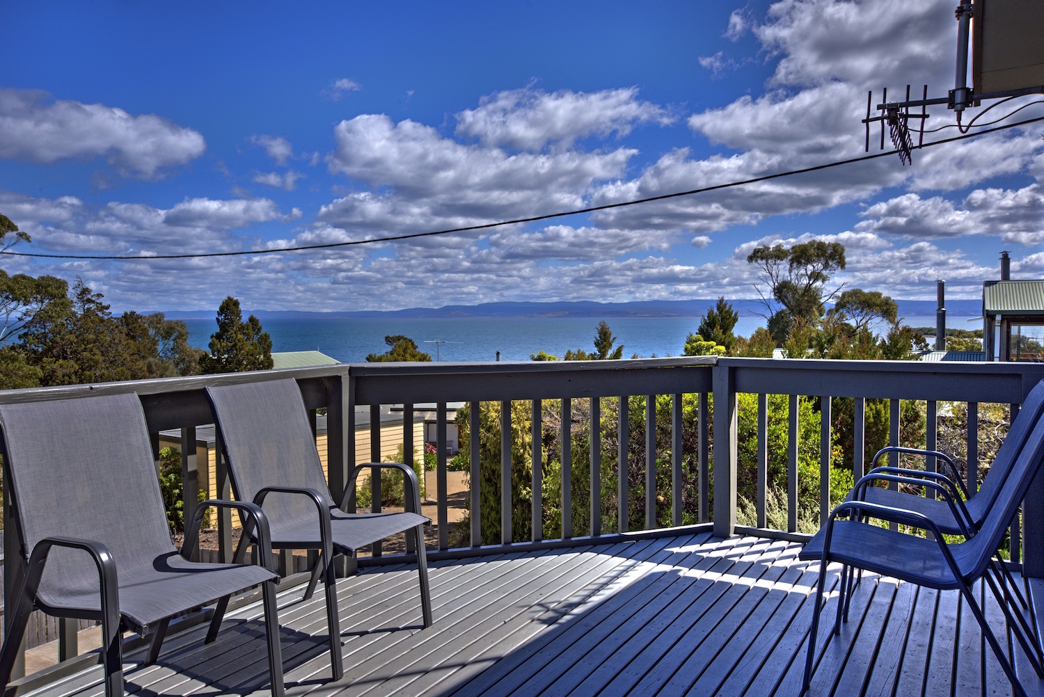 the lookout, coles bay, holiday accommodation